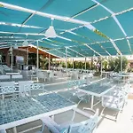 Otel Colophon