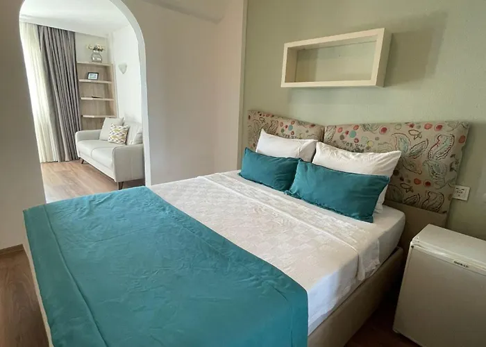 Colophon Отель *